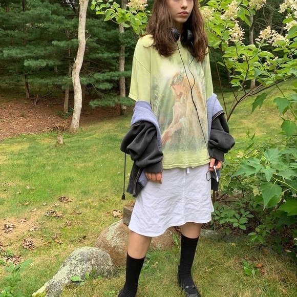 INDIE GRUNGE AESTHETIC MYSTERY BOX - Picture 5 of 9